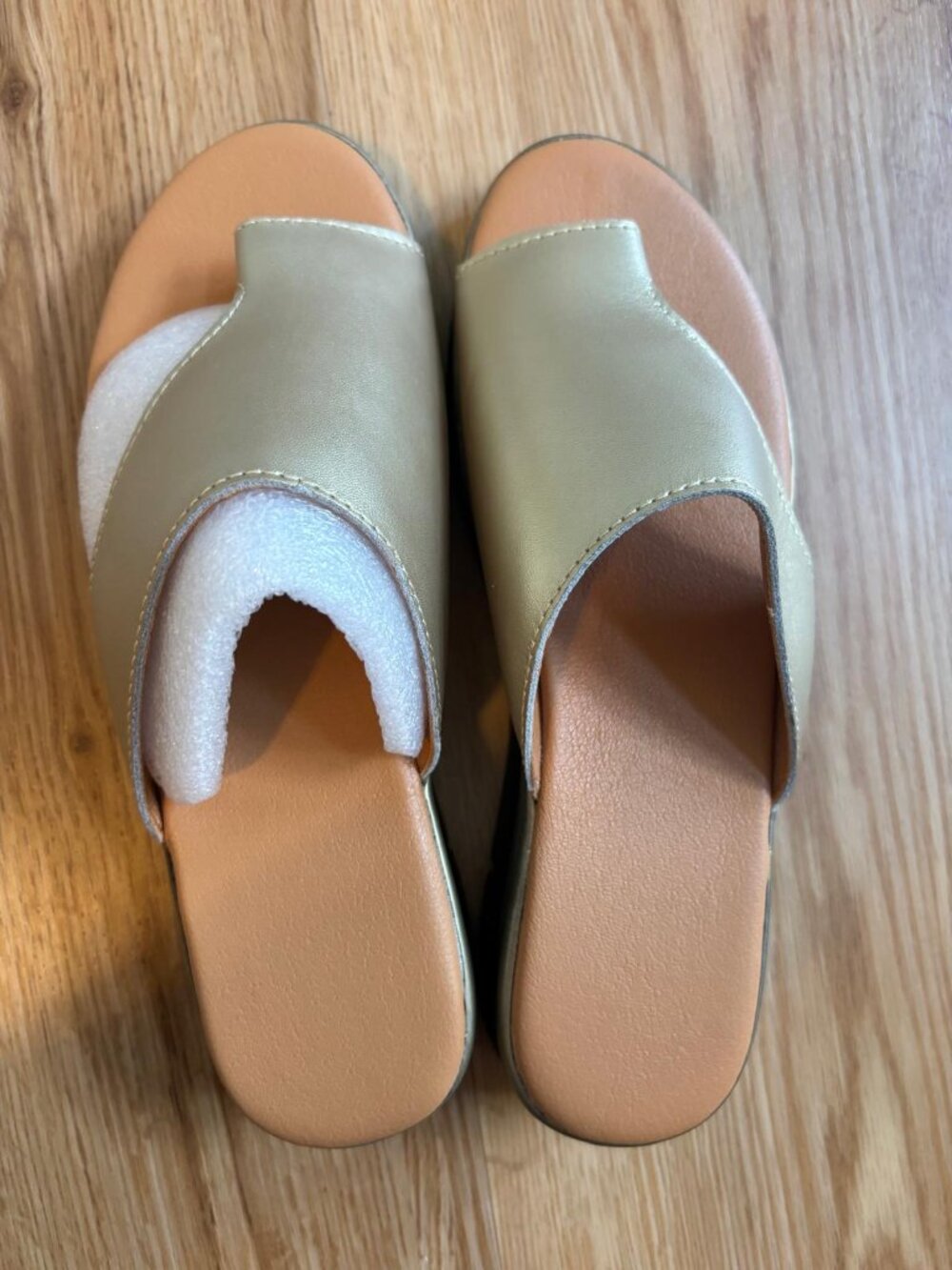 NWOT Women’s Gold Orthopedic Bunion Correction Sandals | Brand New | Size 37